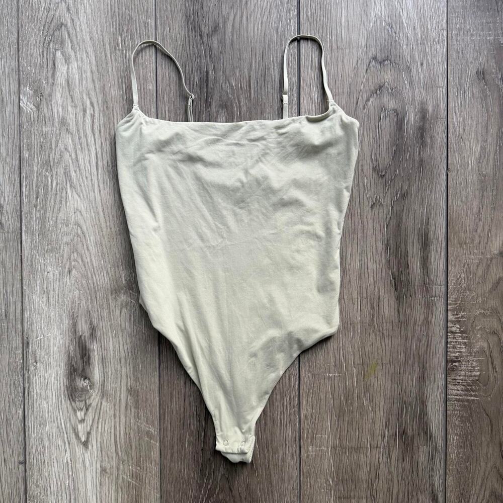 SKIMS Fits Everybody Cami Bodysuit Light Green Size S